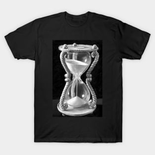 Antique style sand timer hourglass sepia T-Shirt